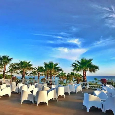 Semesteranläggning (resort) Turan 5*