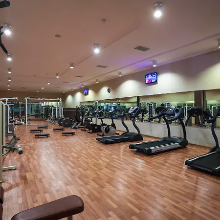 Semesteranläggning (resort) Turan 5*