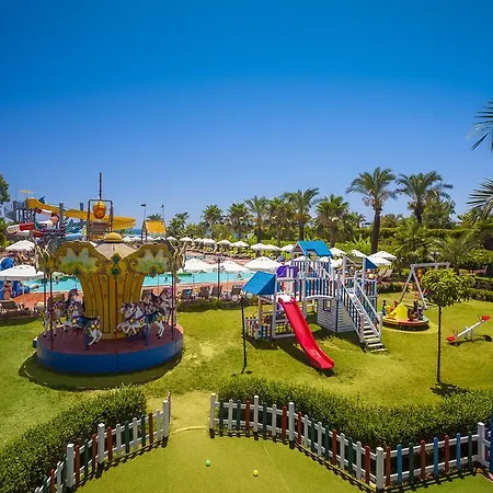 Turan Semesteranläggning (resort) 5*