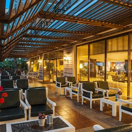 Turan Semesteranläggning (resort) 5*